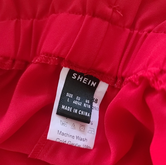 Red 2 Piece Set - Picture 9 of 12